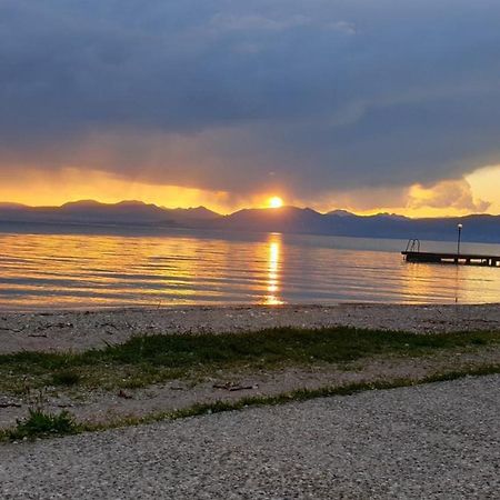 Verde & Lago Appartamento Vicino Al Lago Di Garda Calcinato Eksteriør bilde